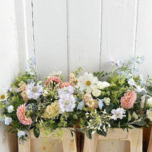 Load image into Gallery viewer, Flower subscription (every four weeks)