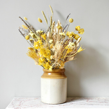 Load image into Gallery viewer, Everlasting Dried Bouquet